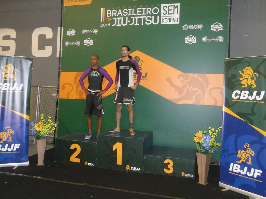 atleta-vegetariano-vegano-leon-denis-ganha-tricampeonato-brasileiro-de-jiu-jitsu